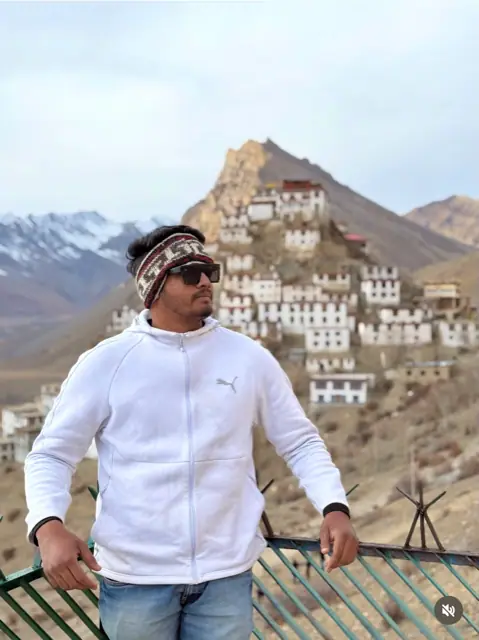 Niranjan Kumbhar — Backpacking Expert